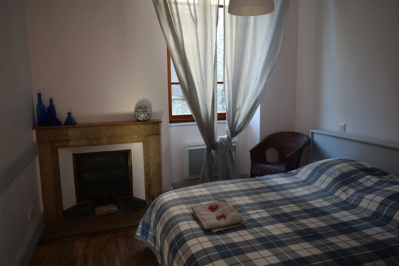 Ferienwohnung Chez Marie Pont-en-Royans Exterior foto